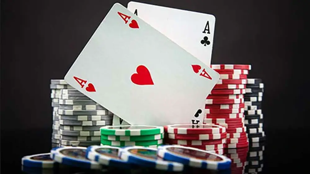 德州扑克新领域：悟空黑桃A官网下载攻略(图1)